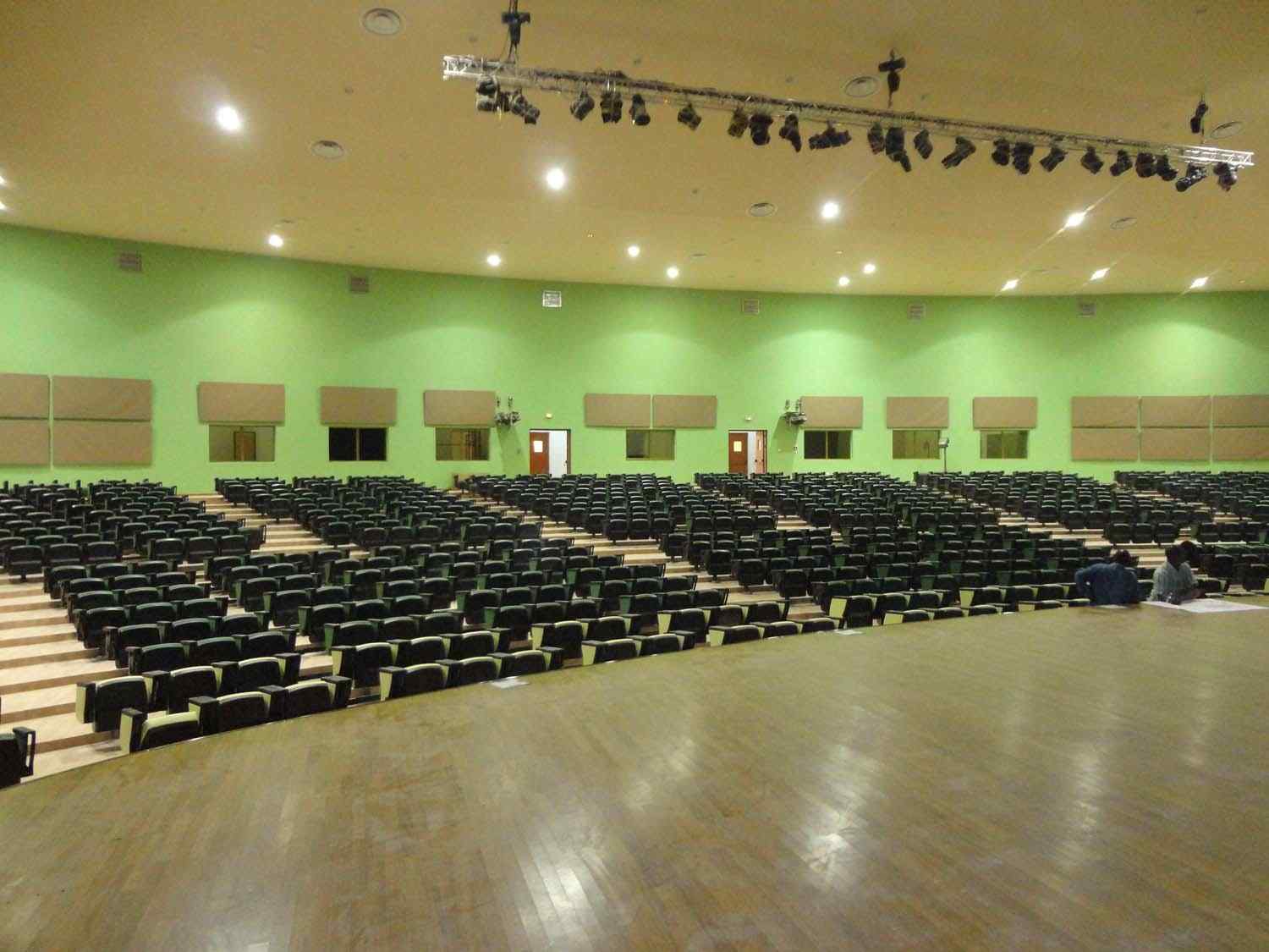 Fond de salle Maison de la Culture