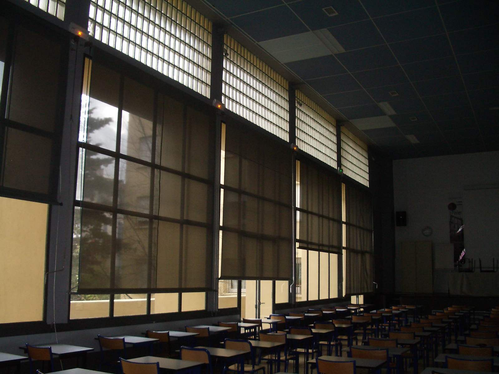 Salles de classe de grand volume